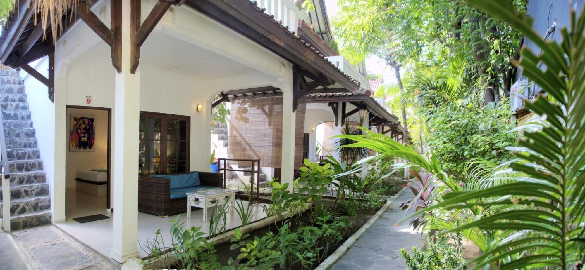Tir Na Nog Beachfront Resort Gili Trawangan Luaran gambar